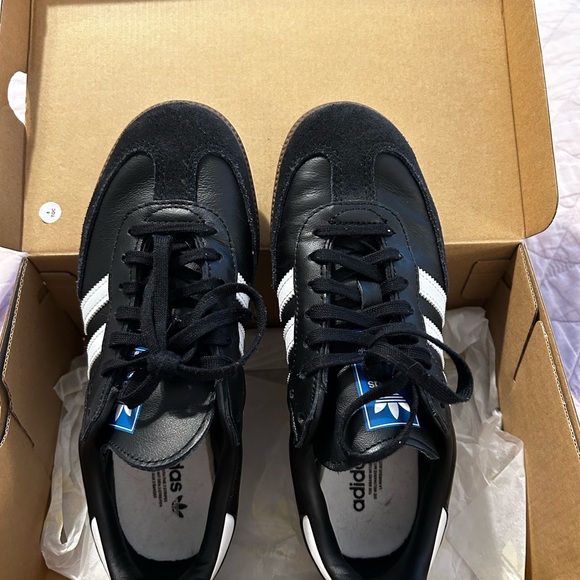 Adidas Samba OG Black and White Shoes - Picture 3 of 6